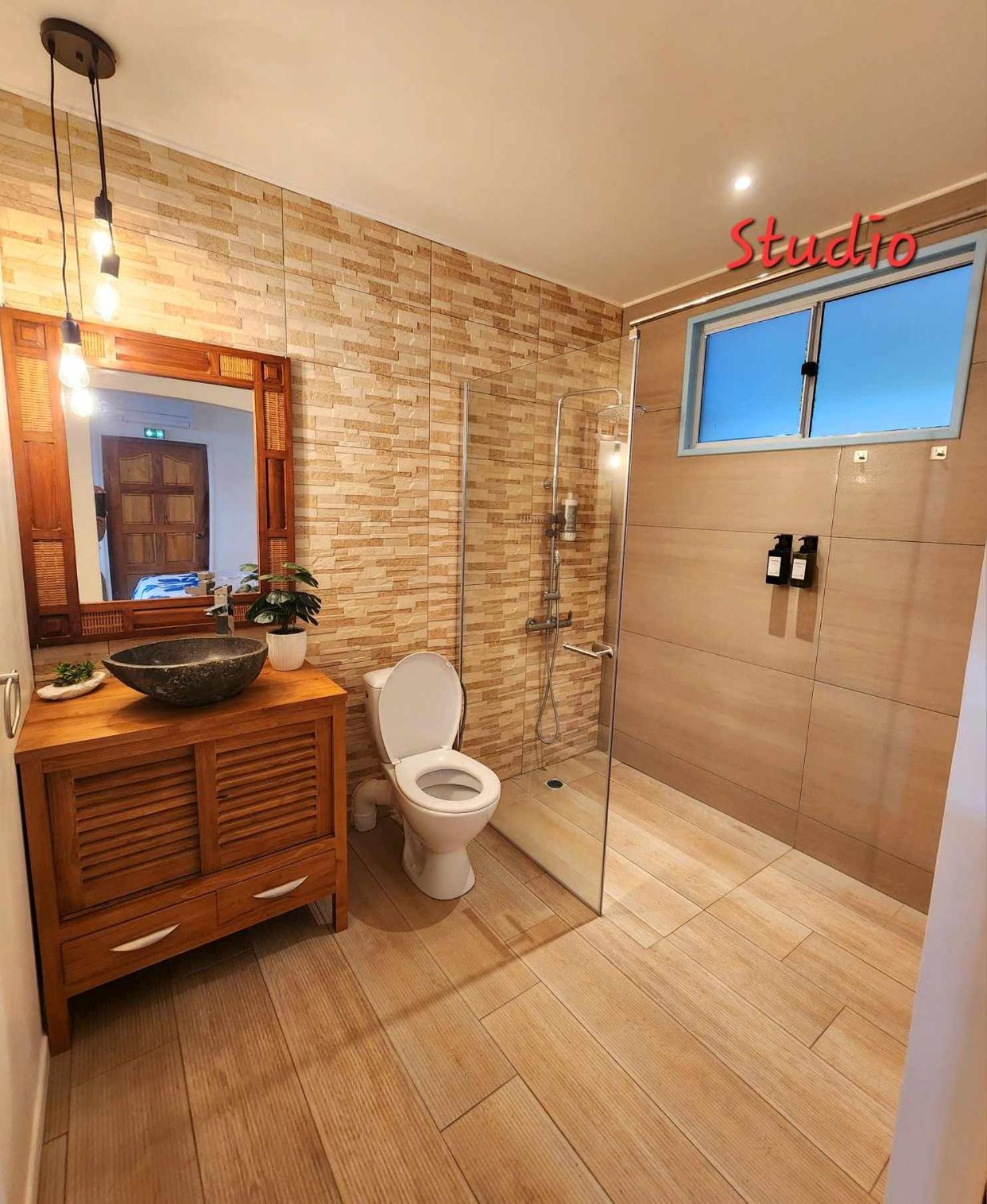Studio Bord De Mer Fare Tahitea Pension Taputapuapea Dış mekan fotoğraf
